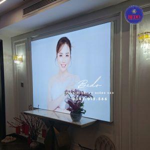 Mẫu hộp đèn quảng cáo không viền đã lắp đặt