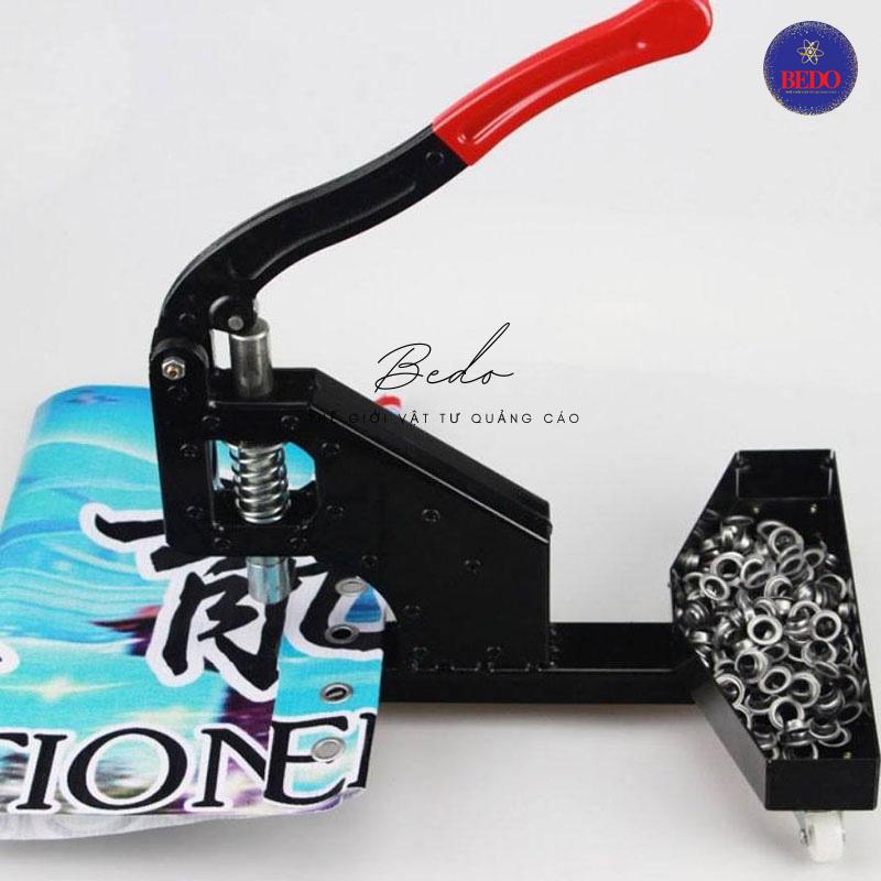 Máy đóng khoen bạt