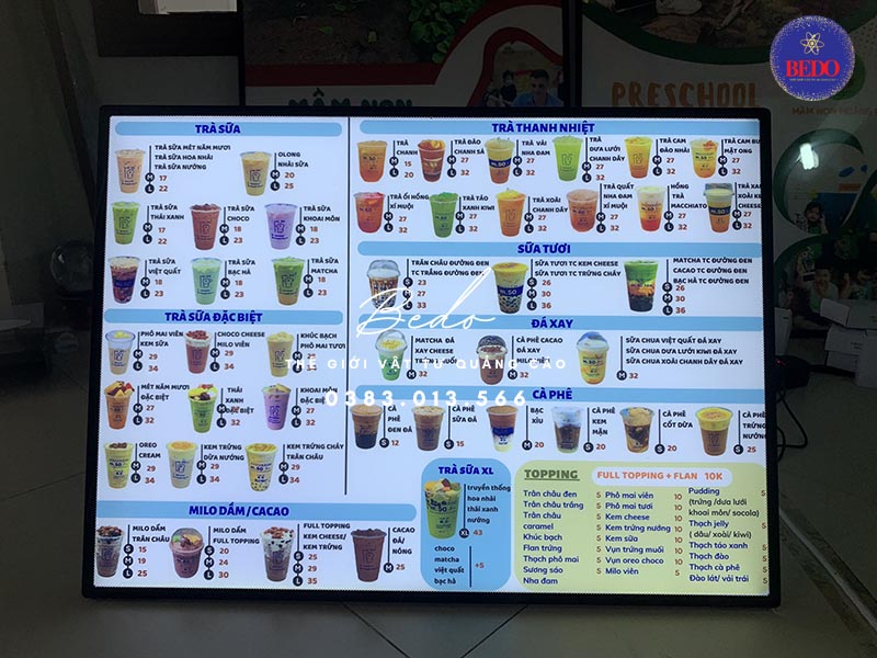 tranh điện menu để bàn Ở QUÁN TRÀ SỮA