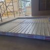 Kiểm tra hệ thống LED trên khung hộp đèn không viền trước khi hoàn thiện